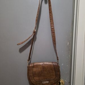 Liz Claiborne Tan Crocodile Pattern Crossbody Bag